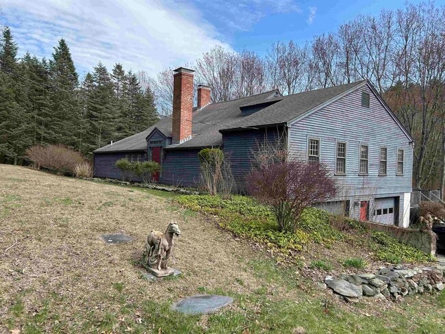 Building Photo - 266 N Haverhill Rd