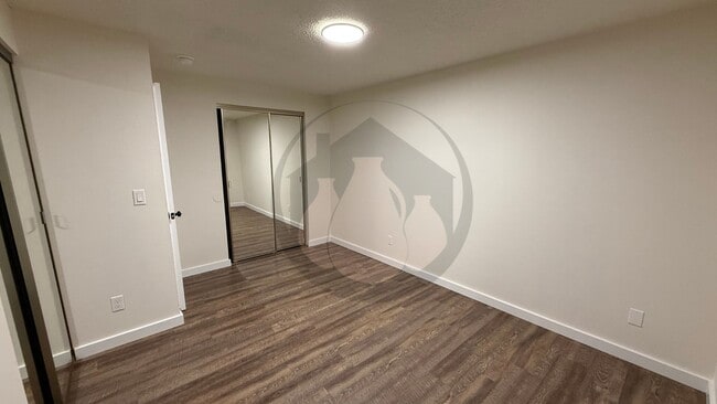 Building Photo - Campbell Duplex- #2025-1764