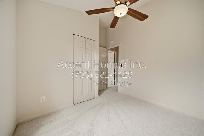 Building Photo - 6514 Osprey Point Ln