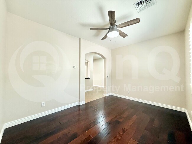 Building Photo - 4010 E Expedition Way