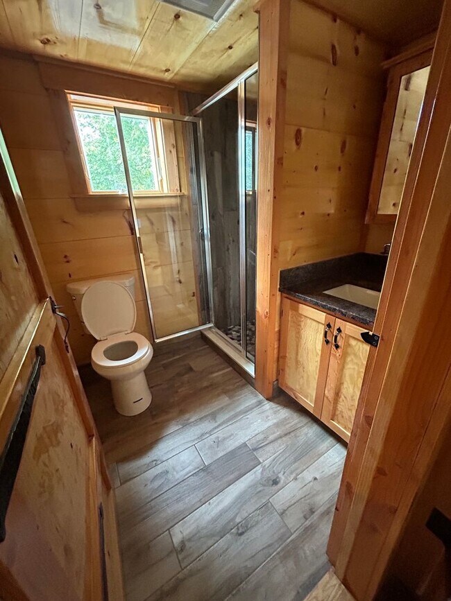 Building Photo - Brand New 1 Bedroom