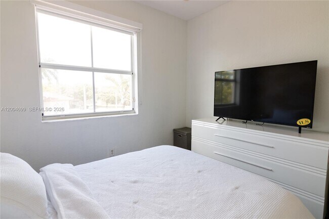 Building Photo - 15282 SW 89th Terrace