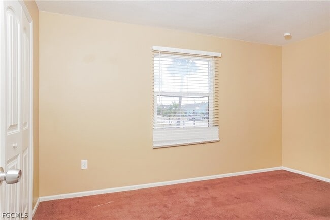 Building Photo - 7436 Sunnybrook Blvd