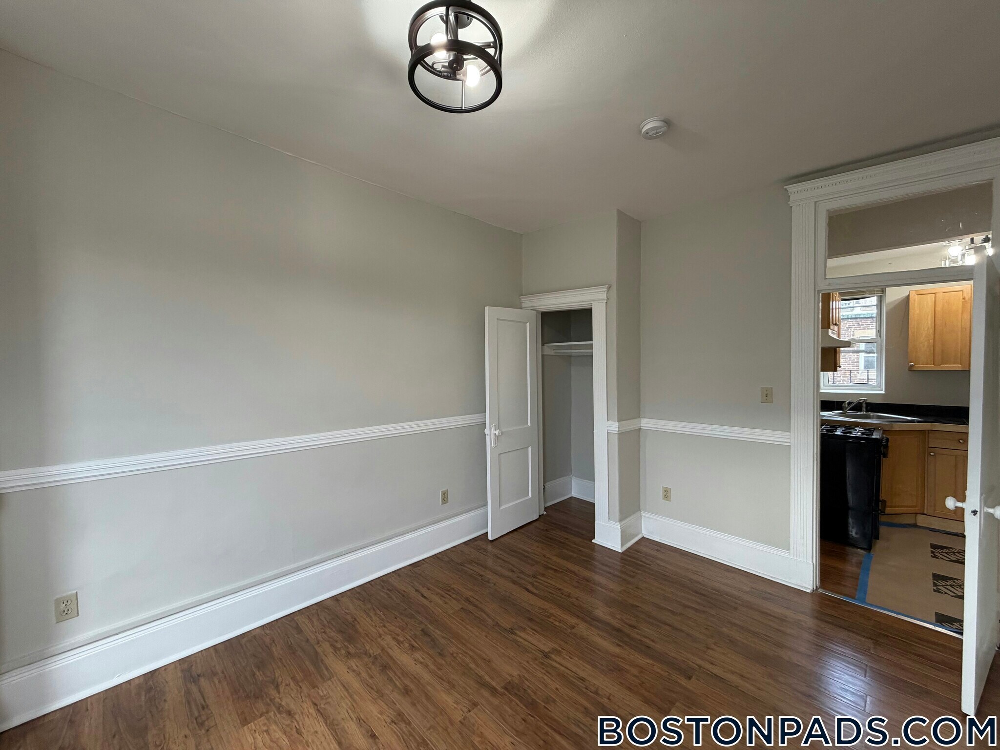 Building Photo - 38 Hemenway St