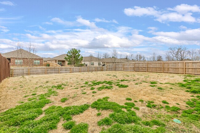 Building Photo - 113 Fourstar Ln