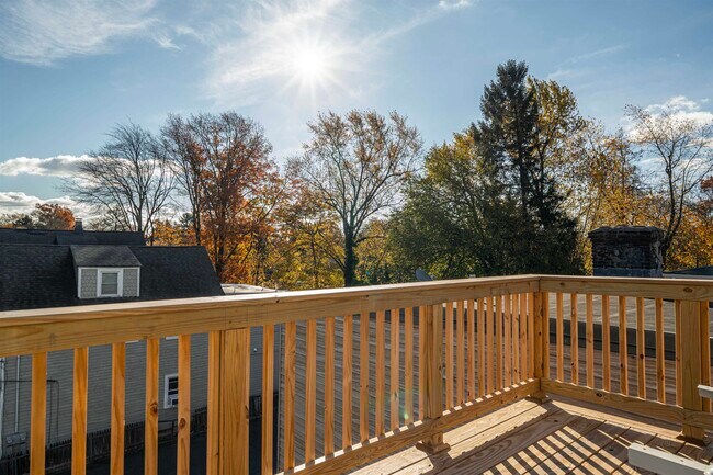 Building Photo - 167 Harrison Ave