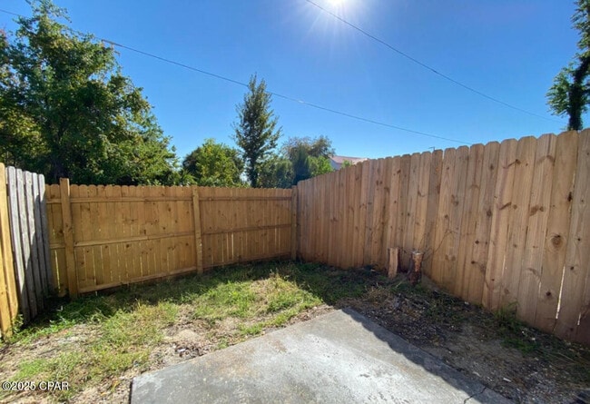 Building Photo - 4455 W 19th St