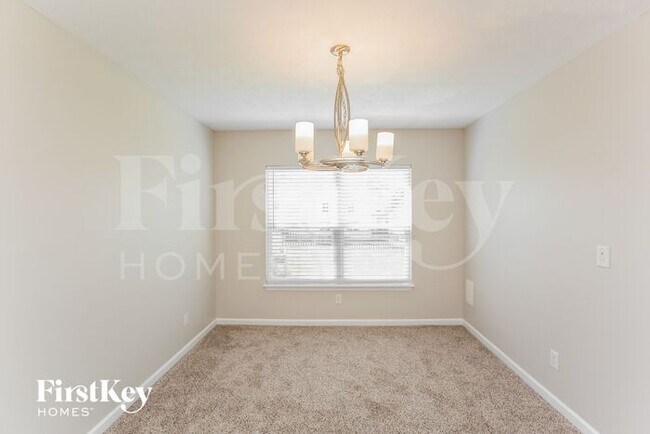 Building Photo - 5815 Bluestem Ct