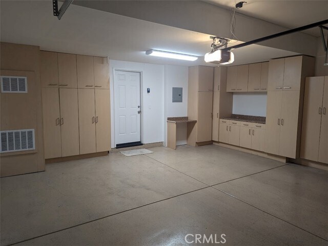 Building Photo - 28629 N Pietro Dr