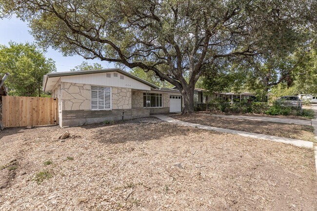 Building Photo - 222 Dryden Dr