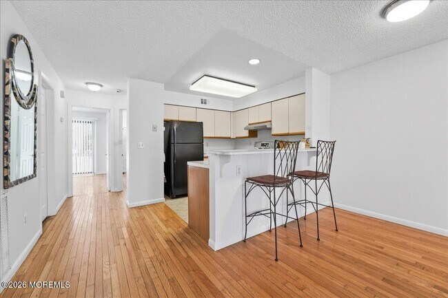 Building Photo - 3431 Bridge Ave