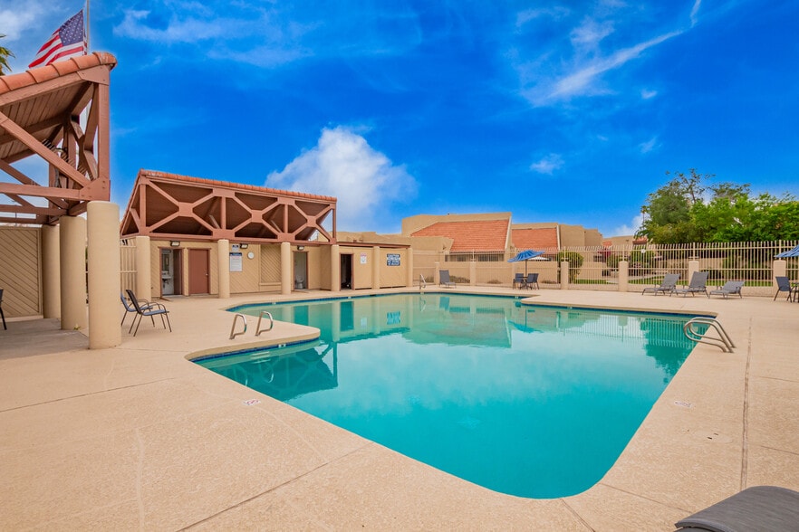 Building Photo - 4124 W Calavar Rd