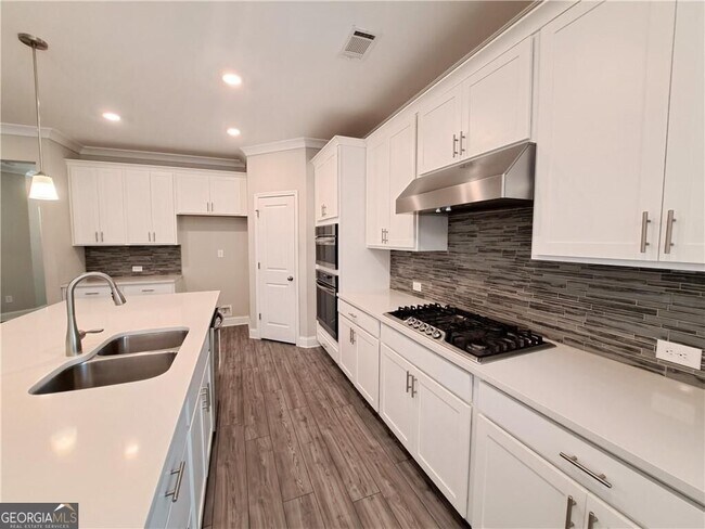 Building Photo - 637 Stan Hope Ln