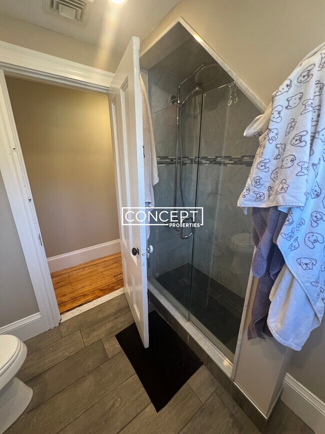 Building Photo - 1A Parker Hill Ter. Unit 3