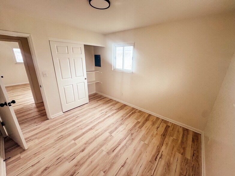 Building Photo - 1832 Kermit Ave