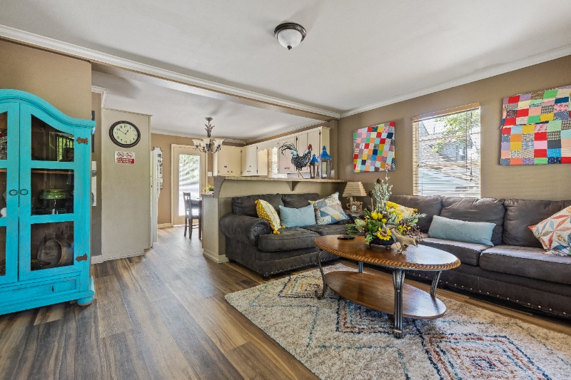 Building Photo - 5008 Parker St