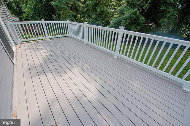 Building Photo - 18 Sabrina Dr