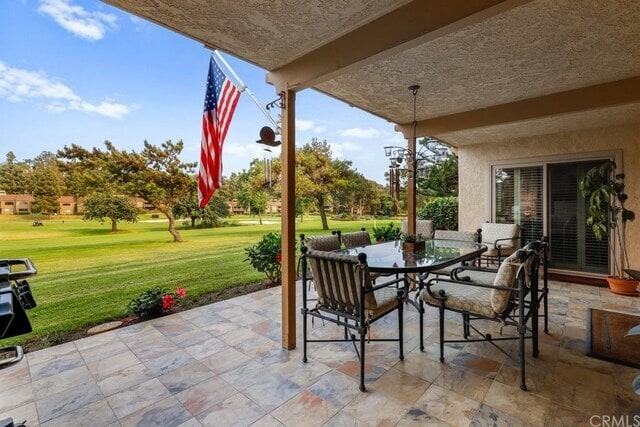 Primary Photo - 31556 W Nine Dr