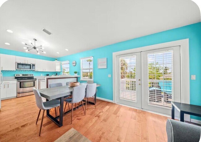 Building Photo - 1261 Bonefish Ct