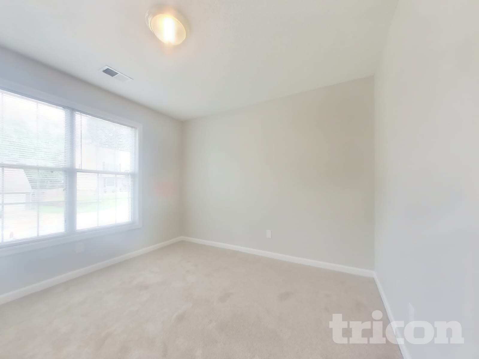 Building Photo - 4013 Mt Vernon Dr