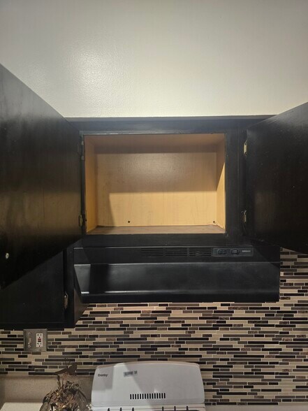 Building Photo - 1622 Bainbridge St