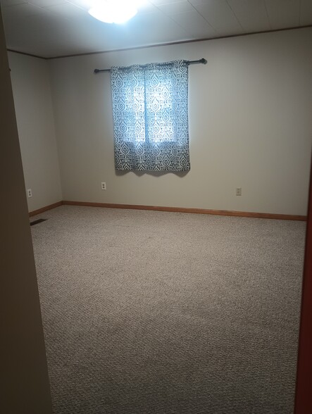 Master Bedroom - 1039 Old State Highway 8