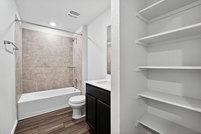 Building Photo - FOR LEASE – BRAND NEW 3 BED HOME IN JARRELL, TX!