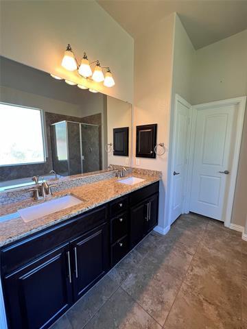 Building Photo - 3525 Twin Pines Dr