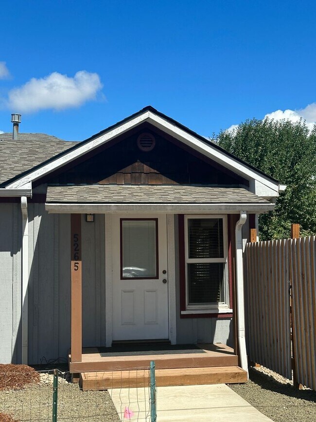 Building Photo - 5265 SW Secher Ln