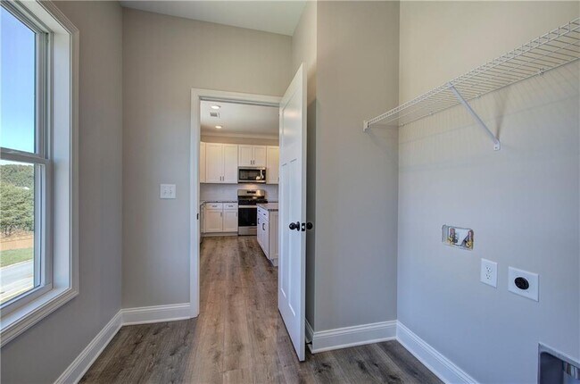 Building Photo - 309 Arbor Cir