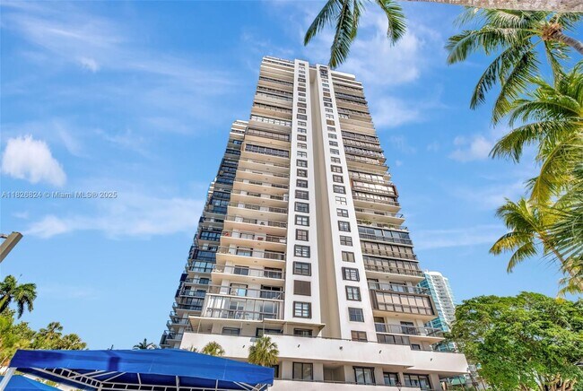 Building Photo - 2333 Brickell Ave