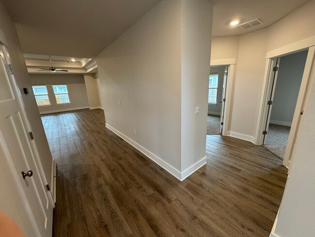 Building Photo - 3533 Sailfish Dr