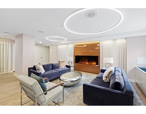 Building Photo - 151 Tremont St