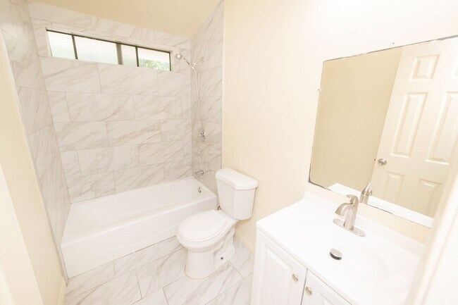 Building Photo - 1357-59 Marline Ave