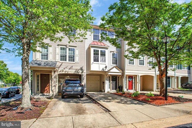 Building Photo - 13902 Barrington Ln