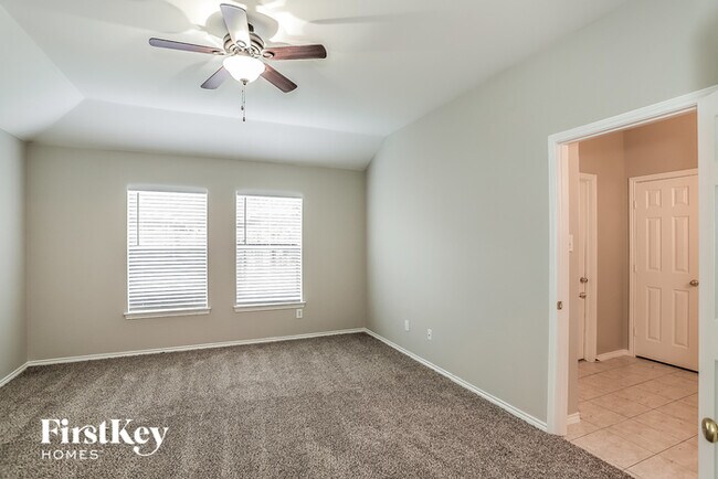 Building Photo - 26849 Mystic Castle Ln
