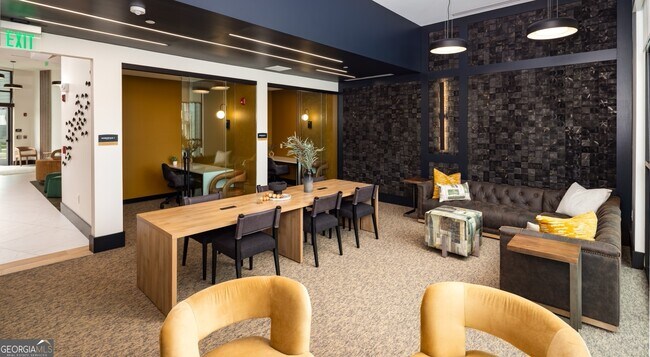 Building Photo - 6000 Ava Ave