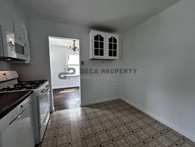 Building Photo - 10922 Juniper Ct