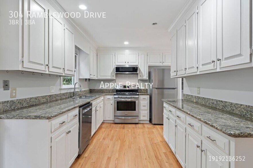 Building Photo - 304 Ramblewood Dr