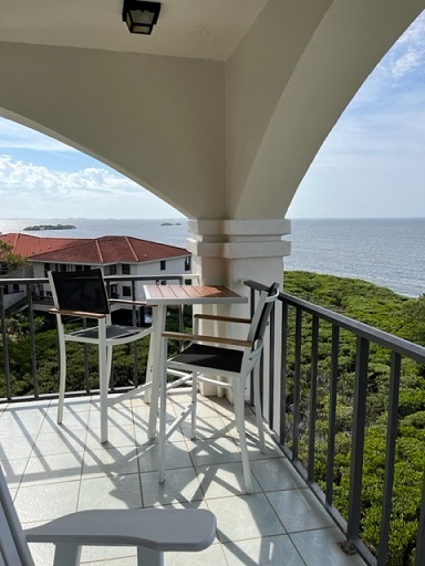 Corner view of balcony - 443 Mariner Dr