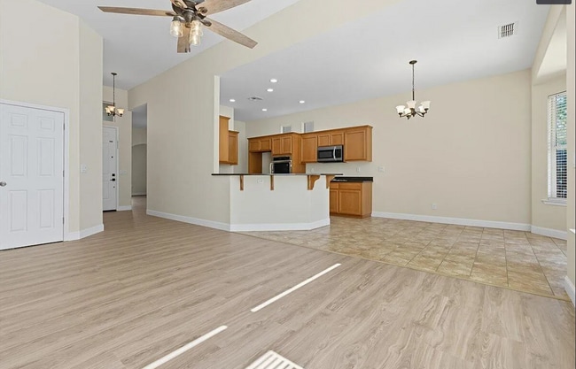 Building Photo - 1277 Paradise Loop