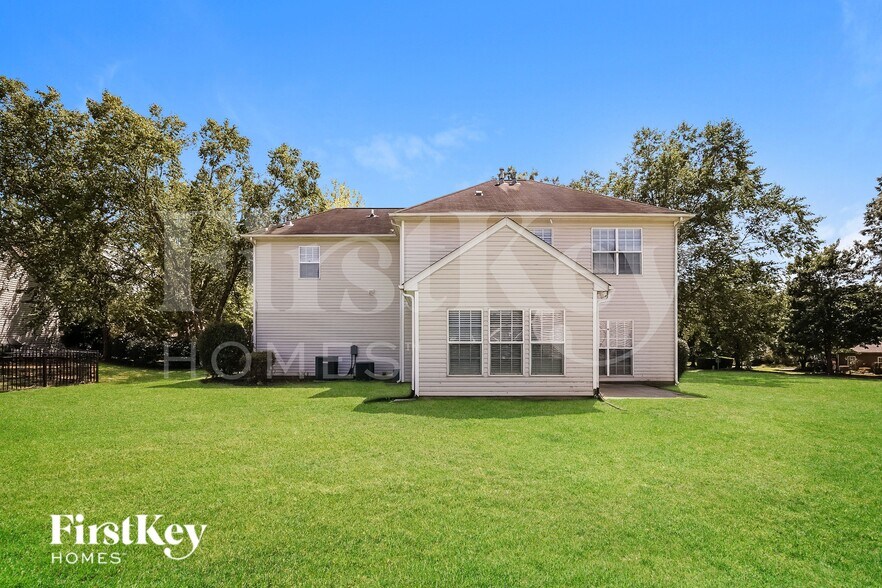 Building Photo - 126 Centerpoint Dr