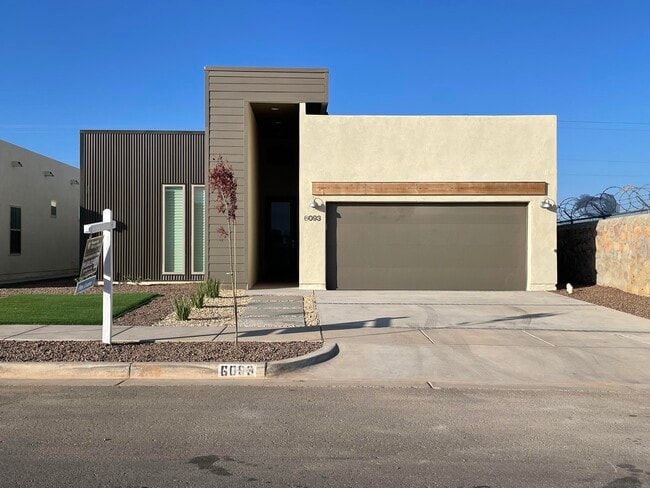 Building Photo - 6093 Hidden Psge Ave