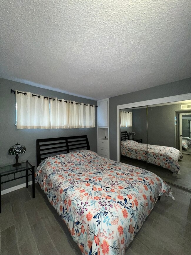 Building Photo - 1120 Herbert Ave