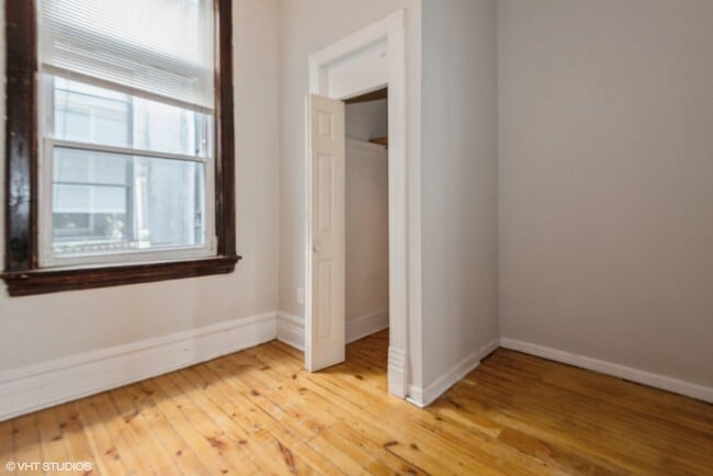Building Photo - 2150 N Halsted St