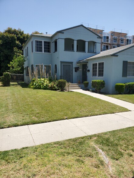 Building Photo - 3526 Farmdale Ave