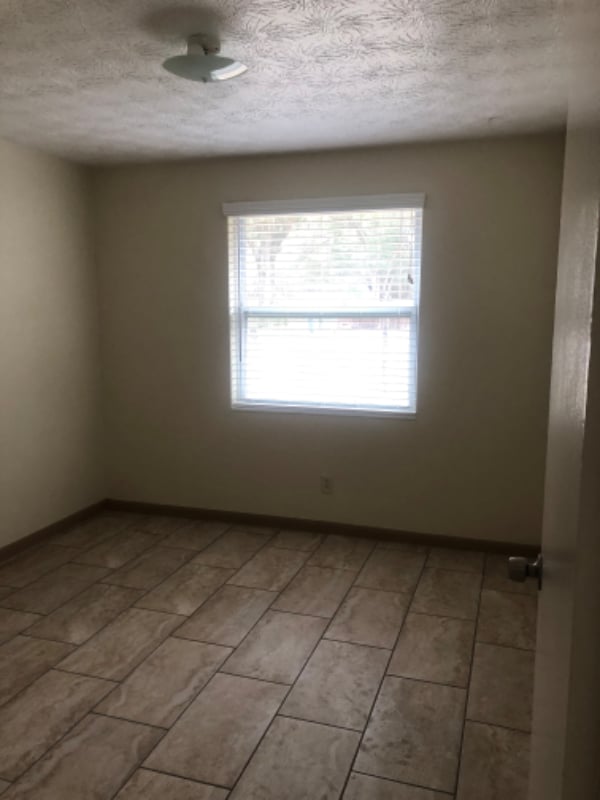 Building Photo - 3942 Packard Dr