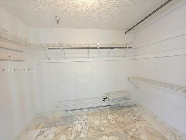 Building Photo - 290 174th St