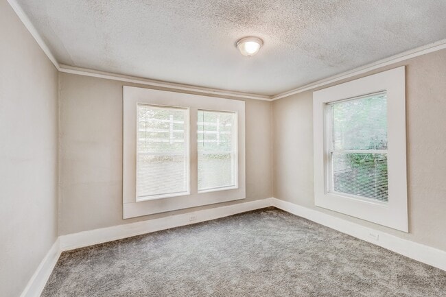 Building Photo - 7013 4th Ave S