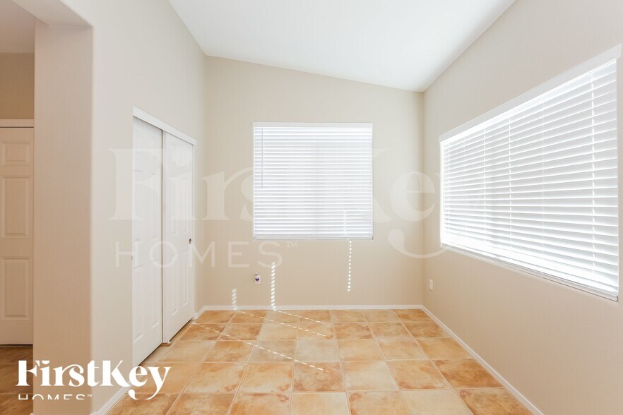 Building Photo - 7625 Burning Falls Dr